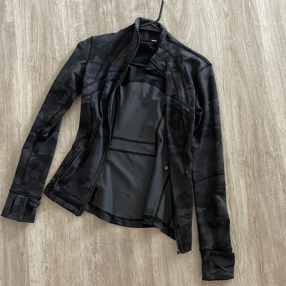 Lululemon Define Jacket in camo multi grey